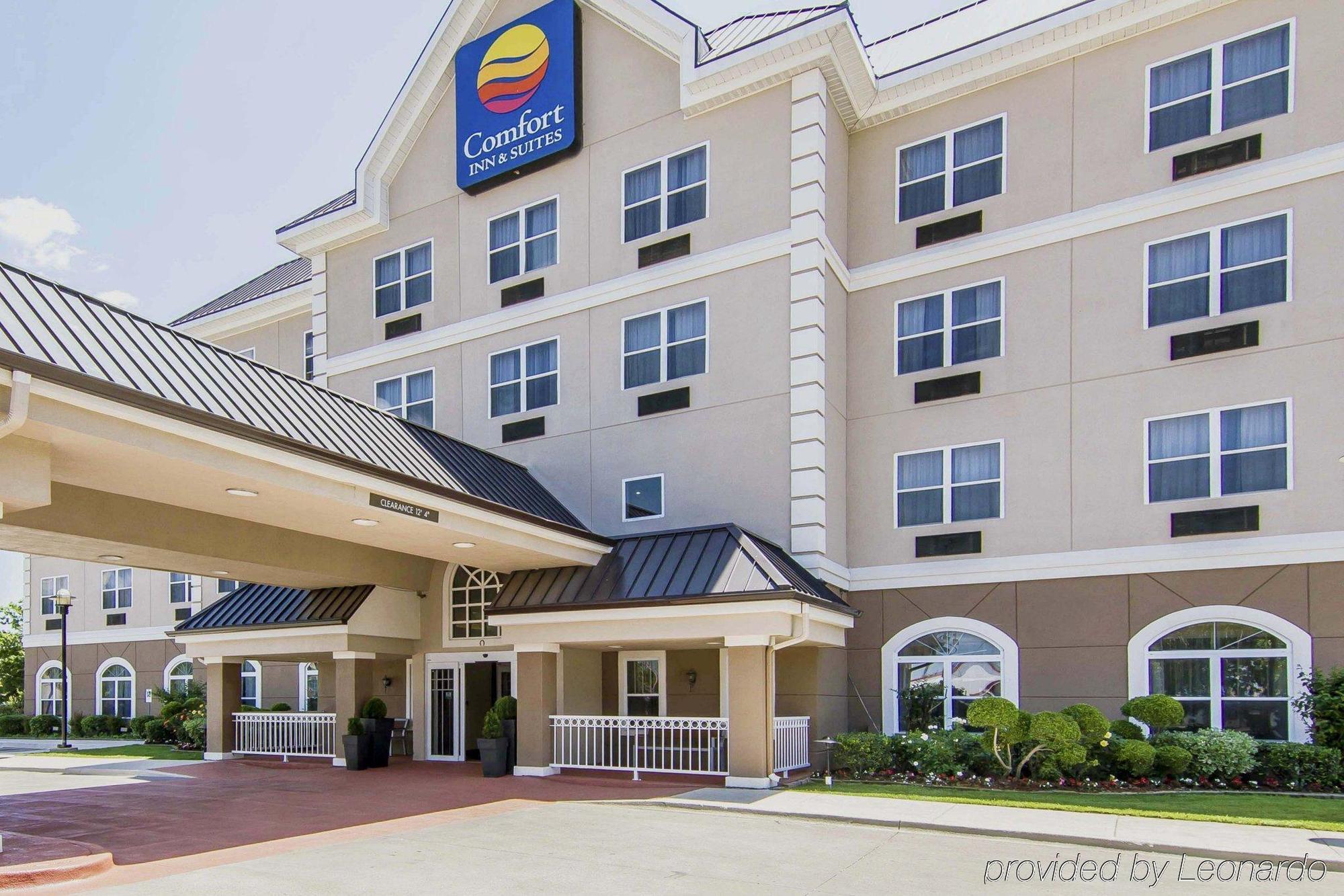 Quality Inn & Suites I-35 E-Walnut Hill Даллас Экстерьер фото